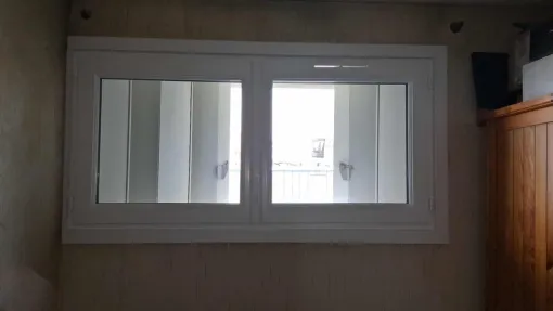Rénovation complète d'une fenêtre PVC blanche en Gironde, Bordeaux, Moderne Menuiserie 33