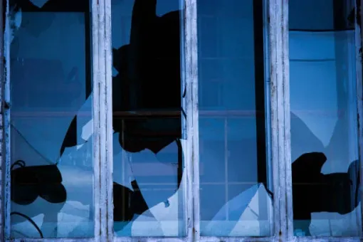 Dépannage menuiserie urgent à Bordeaux, Bordeaux, Moderne Menuiserie 33