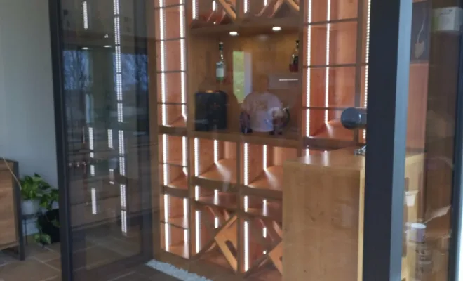 Création d’une cave à vin vitrée en aluminium à Braud-et-Saint-Louis, Bordeaux, Moderne Menuiserie 33